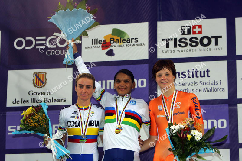 Podium001p.jpg